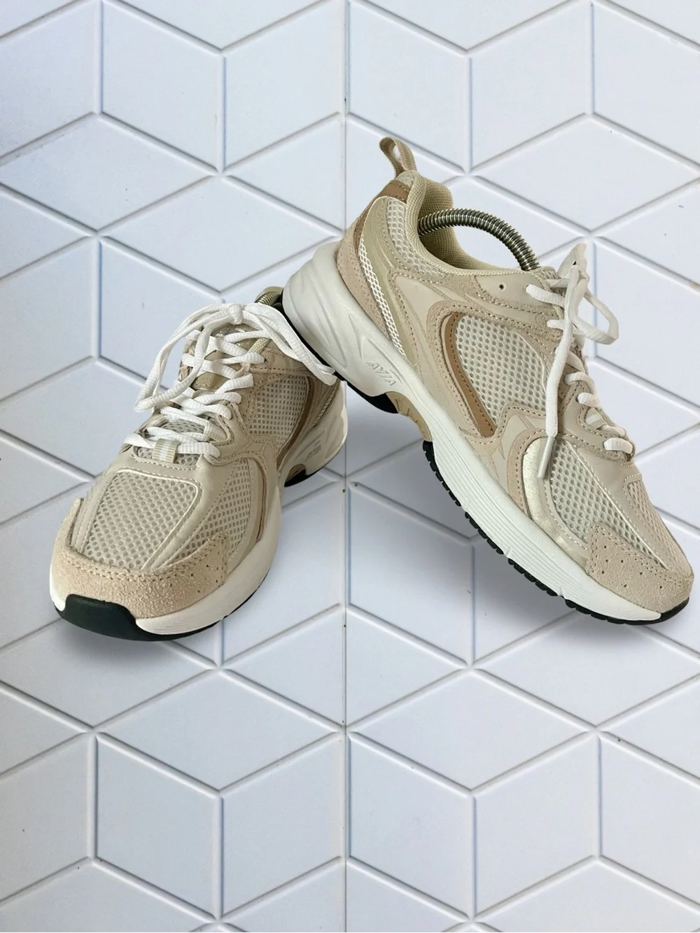 Avia 5000 Performance Suede Sneakers Sz8 Beige Mesh Chunky Dad